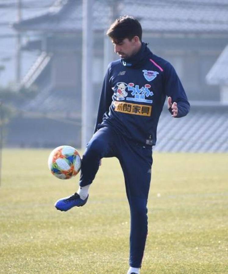 El dinero no evita la soledad: jugó el Clásico con Barcelona, se retiró con 32 años por un duro motivo y ahora es empresario