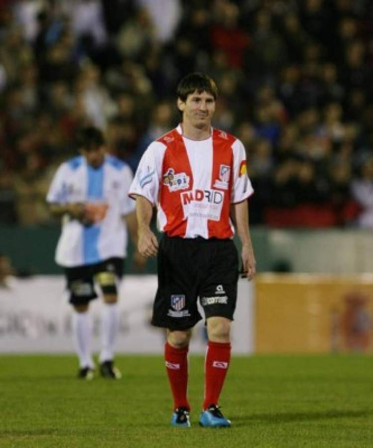 Messi con la del Atlético de Madrid: Los cracks del fútbol que se pusieron la camisa del rival&nbsp;&nbsp;