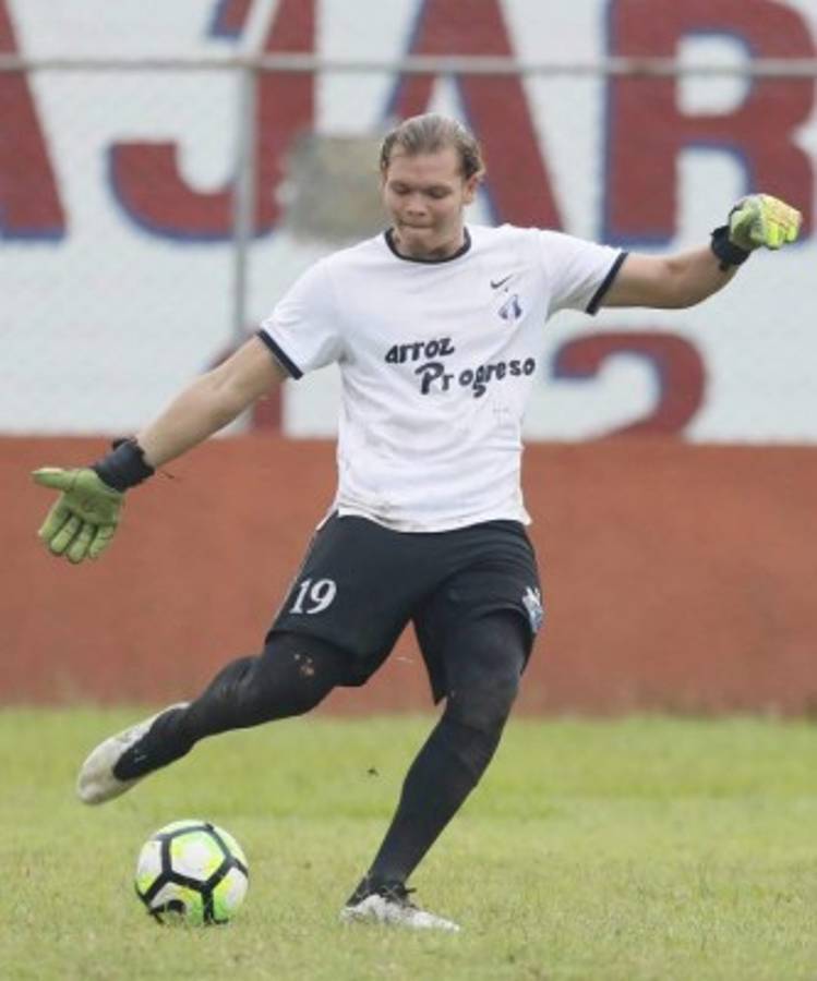 MERCADO: Hondureño a Sudamérica, Motagua negocia delantero y Olimpia cede jugadores