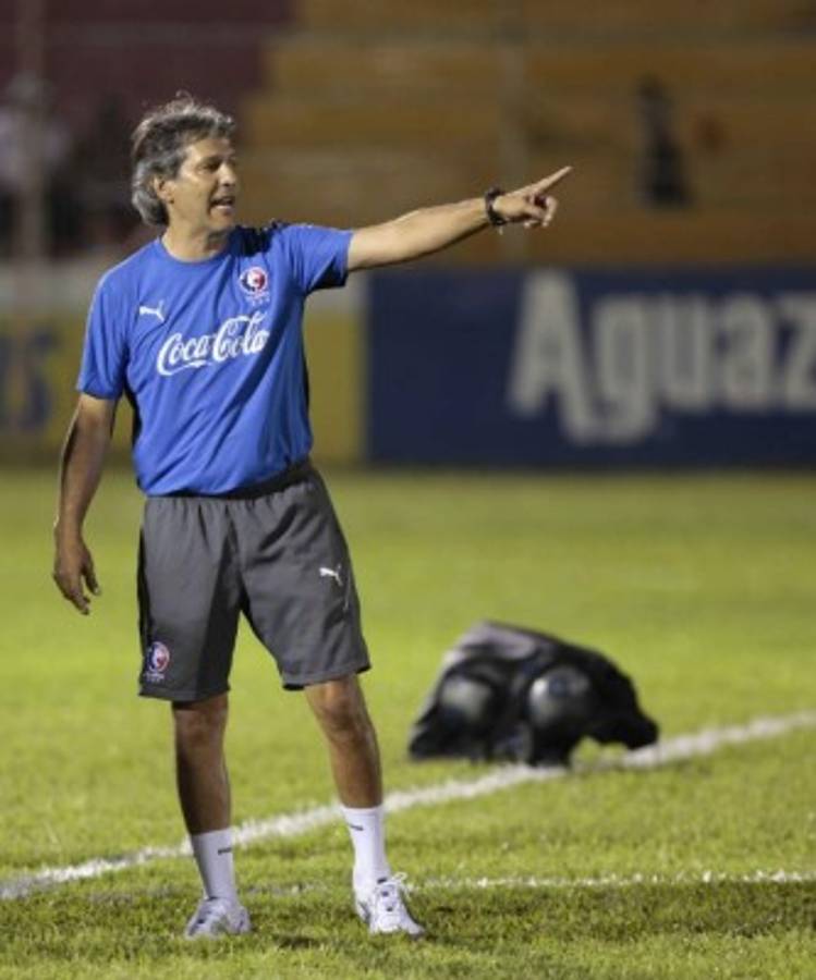 Carlos Restrepo se une a larga lista de técnicos que regresaron a Honduras