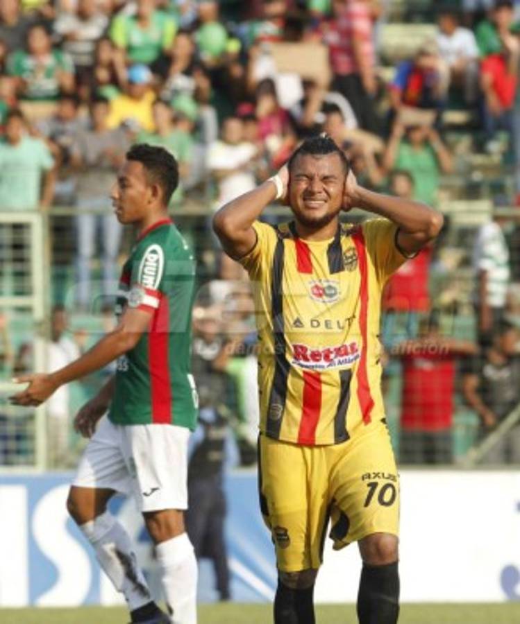 NO VISTE EN TV: ¿Para quién fue? El obsceno gesto de Costly y el reclamo de Claros