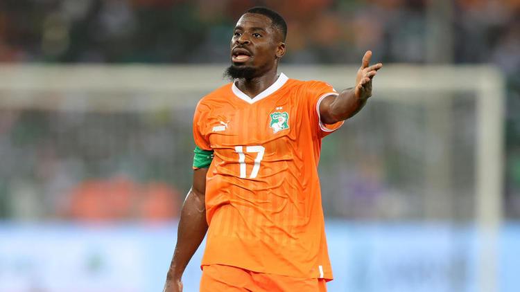 ¡Tres ex Real Madrid y varios del Barcelona! Grandes jugadores que siguen sin equipo en el fútbol de Europa