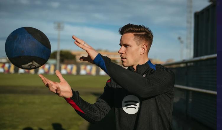 Ter Stegen comenzó su recuperación con una bota ortopédica: ¿cuándo volverá a jugar con Barcelona?