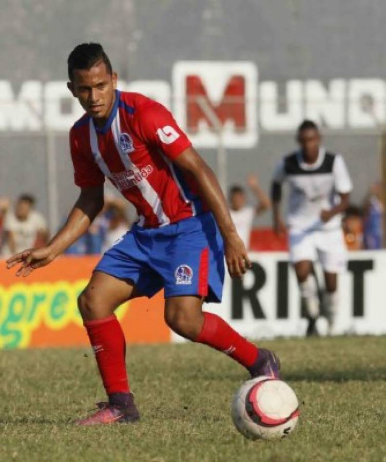 Y ahora con Michaell Chirinos: El Olimpia de Pedro Troglio con dos y tres hombres por puesto