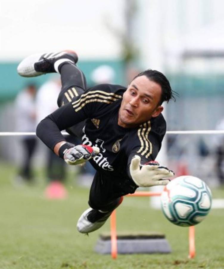 El regate de Hazard, la volada de Keylor y la ausencia de Zidane en la práctica del Real Madrid