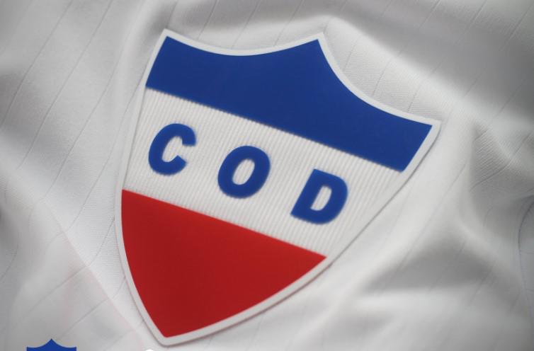 Con el escudo del primer campeón del área: así es la espectacular nueva camisa que lanzó el Olimpia ¿Su precio?