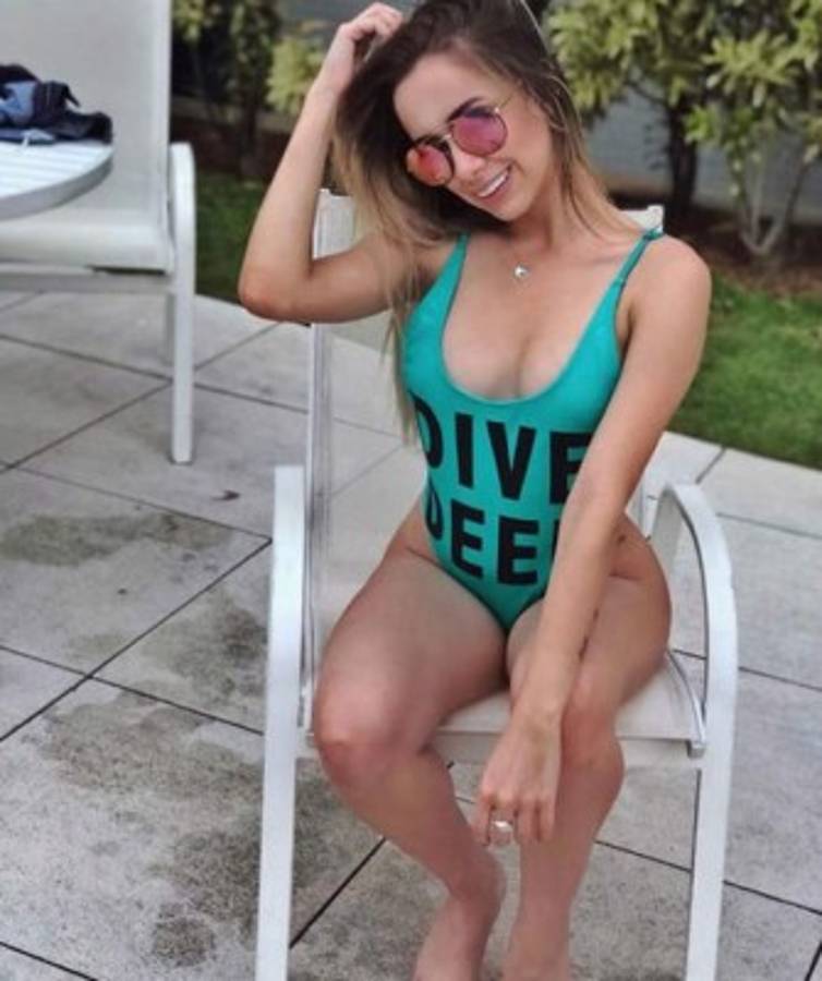 Adriano y su polémico trio amoroso: Fue captado con dos de sus ex novias en un hotel de Brasil