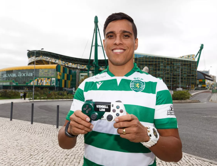 Le ganó un prestigioso premio a Messi y quiere venderlo para poner este particular negocio: “Ya estoy en la historia”