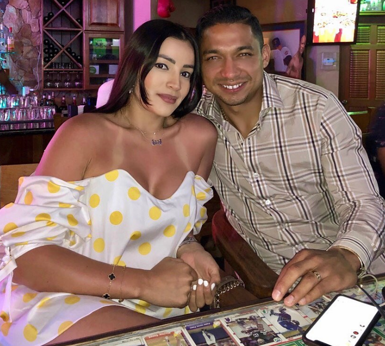 Virginia Varela, la mujer que ha acompañado a Emilio Izaguirre en toda su carrera: ‘‘Ella es la que me daba el desayuno, almuerzo y cena’’