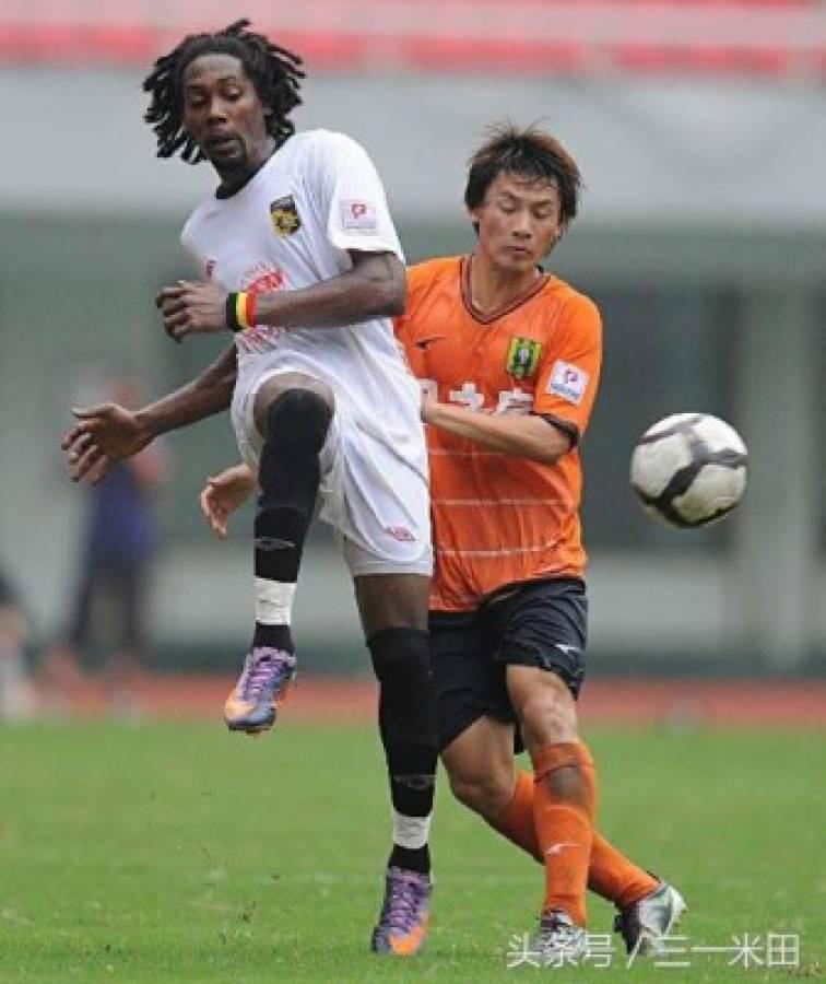 Futbolistas hondureños que fueron legionarios y que son pocos recordados con la camisa de estos clubes de Europa y Asia