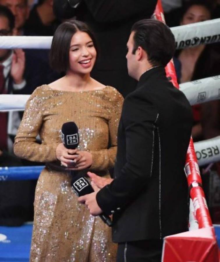 Ángela Aguilar, la mariachi mexicana que se robó el show en la pelea de Canelo Álvarez   