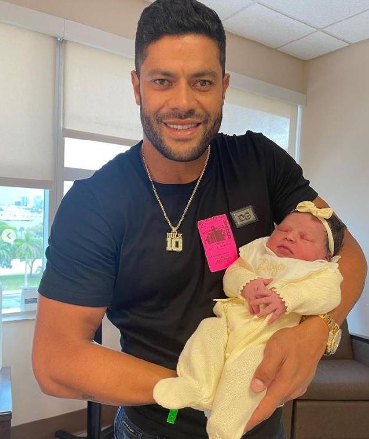 Hulk fue papá con la bella sobrina de su ex esposa Camila Angelo; y la hija no es brasileña