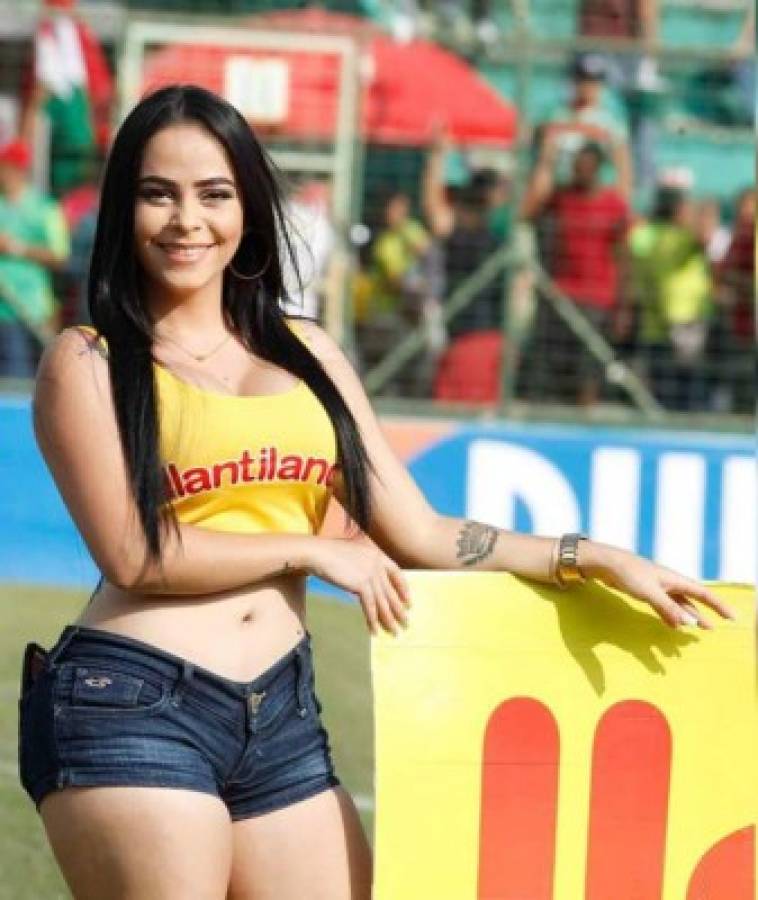 Duelo de bellezas: Las aficionadas más lindas que calientan el Marathón-Motagua