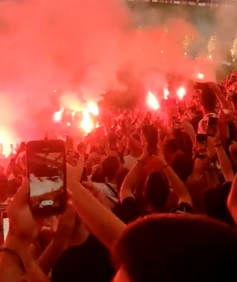 El nuevo dios del Olimpo: la brutal presentación de Marcelo con el Olympiacos de Grecia y bailando junto con sus hijos