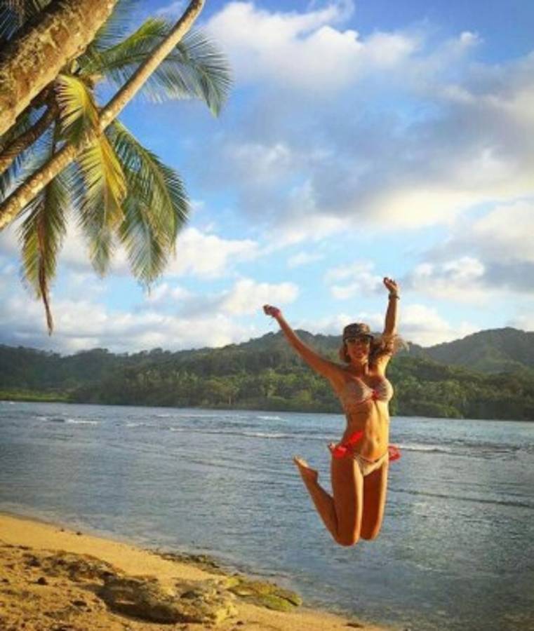 Antonella González, la bella periodista venezolana que cubre el acontecer deportivo en Panamá