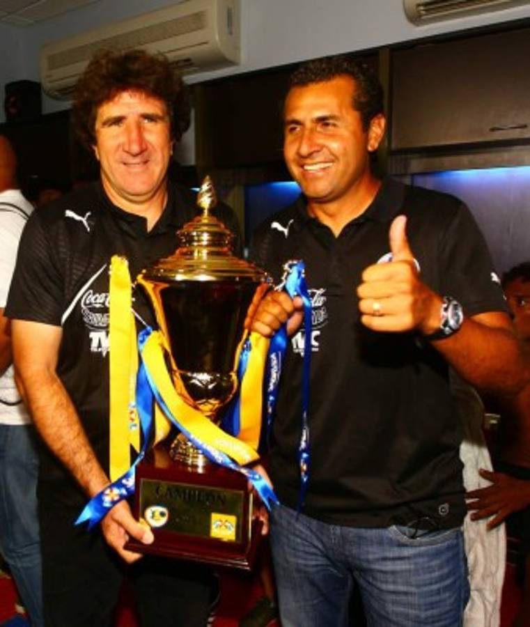 ¡EL REY DE COPAS! Las imágenes históricas del Olimpia, que hoy celebra 105 años