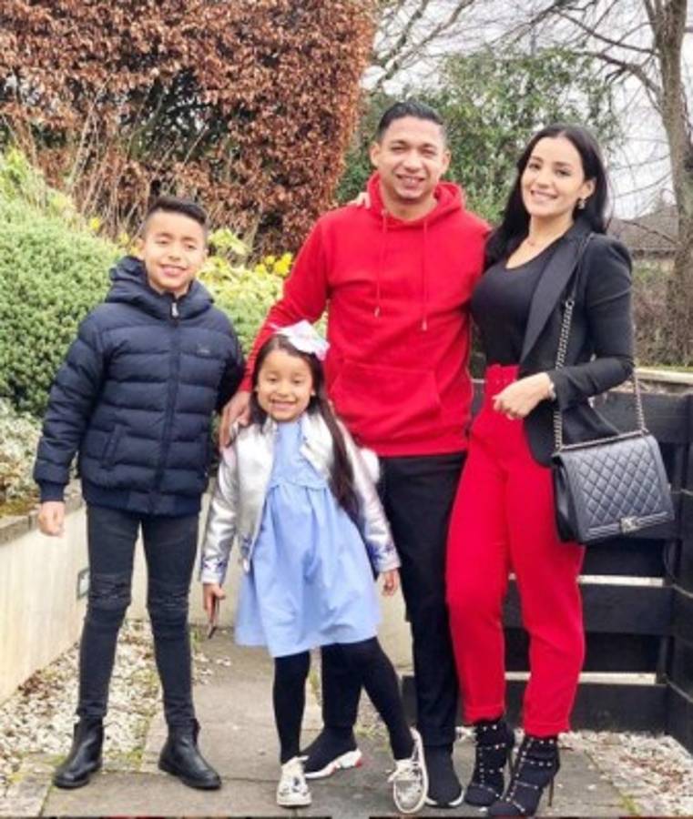 Futbolistas hondureños y sus 'tiernas' imágenes en su faceta de padres