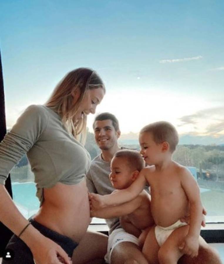 Georgina Rodríguez levanta suspiros y Shakira sorprende durante la cuarentena