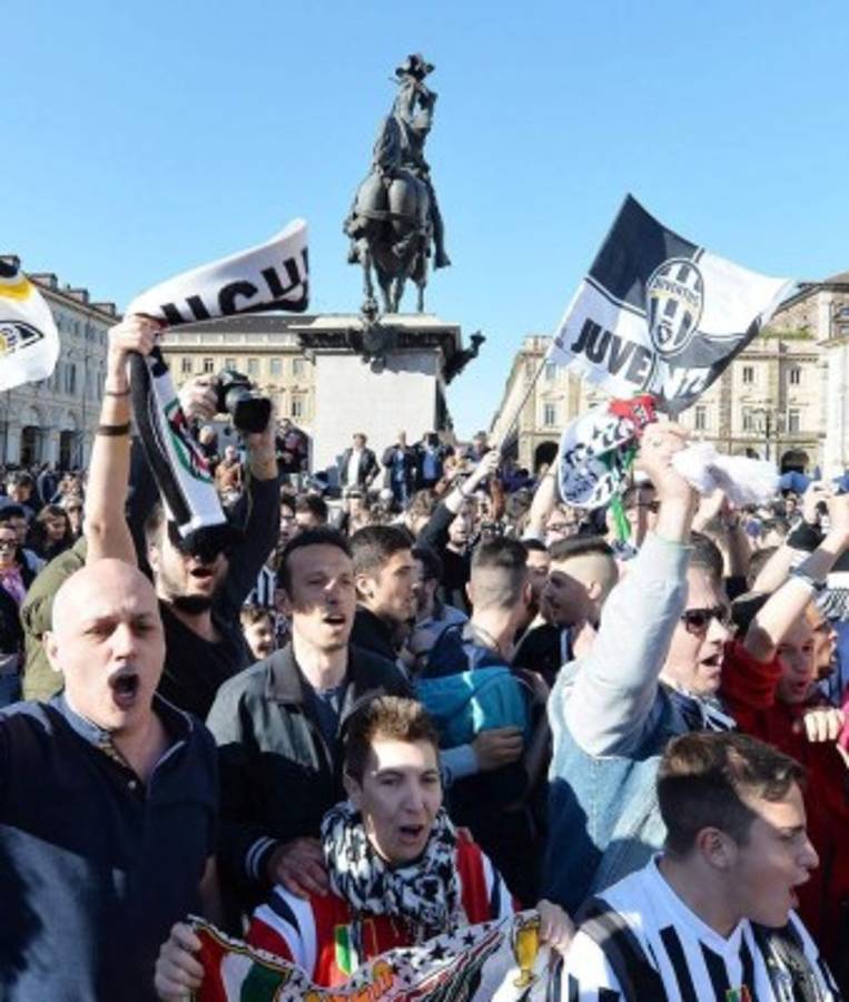 Así celebraron los aficionados de la Juventus su título número 32 en la Serie A de Italia