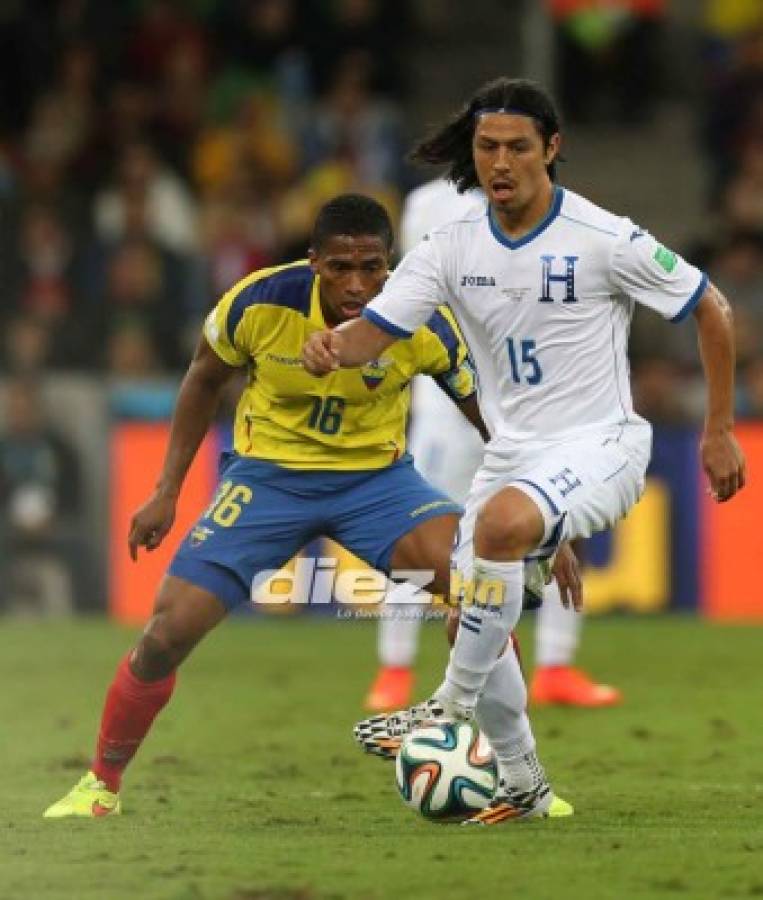 EN FOTOS: Las 20 inolvidables imágenes de Roger Espinoza con la camisa de Honduras