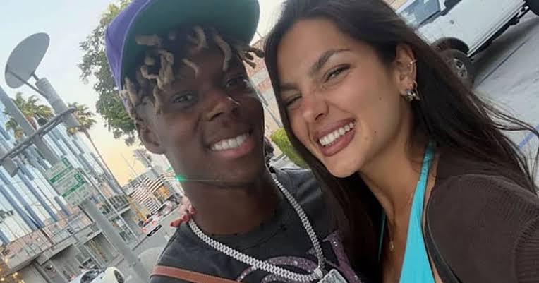 Polémica ruptura: fue captado con otras mujeres tras ganar el Mundial y su novia lo deja