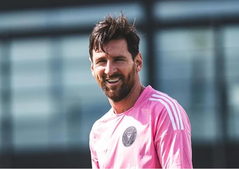 Mientras Messi recibe 12 millones de dólares en el Inter Miami, este es el nuevo salario de Cristiano Ronaldo en Arabia