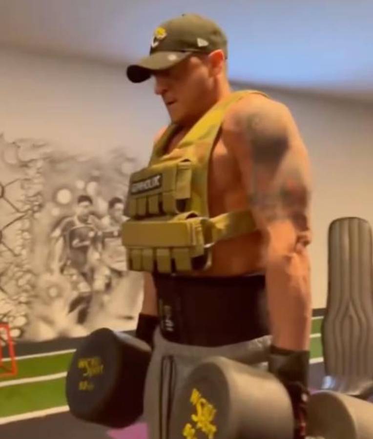 Mesut Ozil sigue sorprendiendo: brutal cambio físico y su nueva vida en Turquía alejado del fútbol