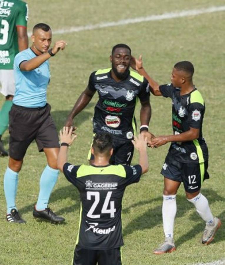 Los jugadores de Liga Nacional que su futuro futbolístico está en el aire