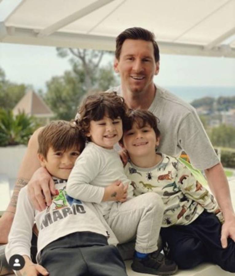 En casa y con nuevos 'looks': Así pasaron los futbolistas el día del padre en pleno coronavirus  