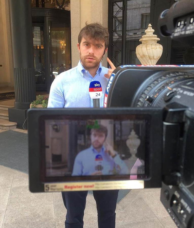 Su primer ‘bombazo’ y la noticia que lo cambió todo: la agitada vida de Fabrizio Romano, el periodista que le pega a los fichajes