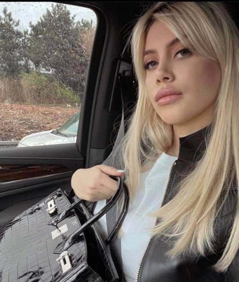 Filtran picantes mensajes de futbolista de River Plate a Wanda Nara luego de que su cuenta de Instagram fuera hackeada