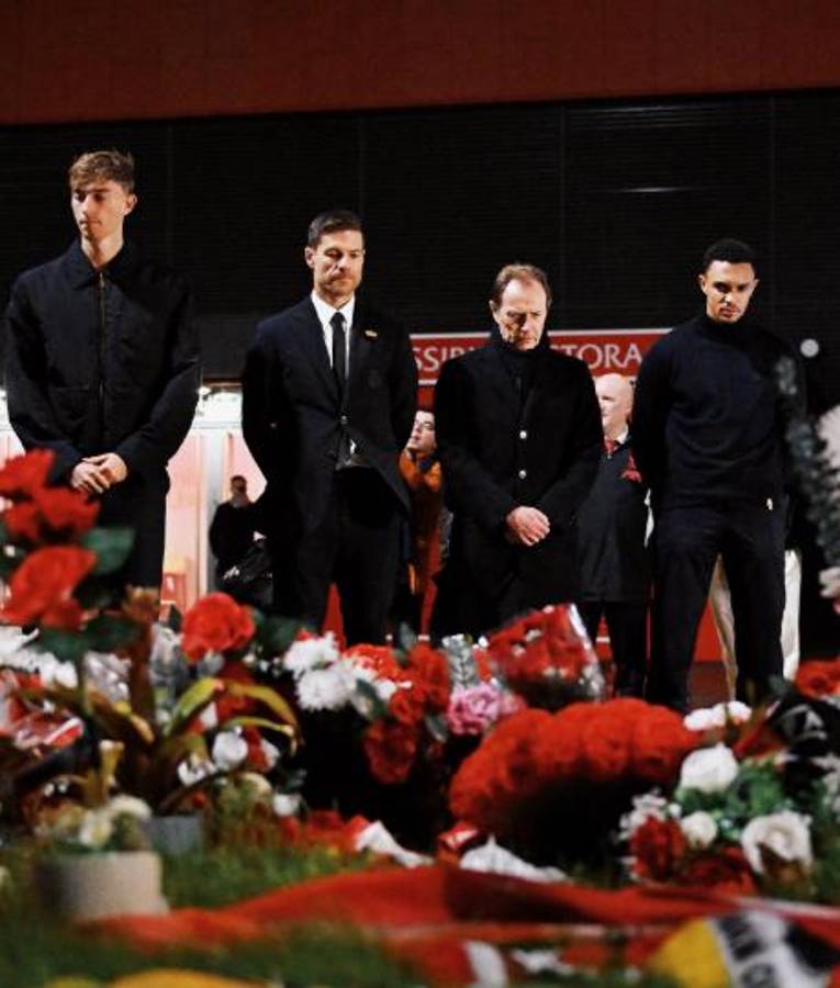 Real Madrid visitó el altar de Diogo Jota en Anfield y la carta de Alexander-Arnold: Te echo de menos compañero...