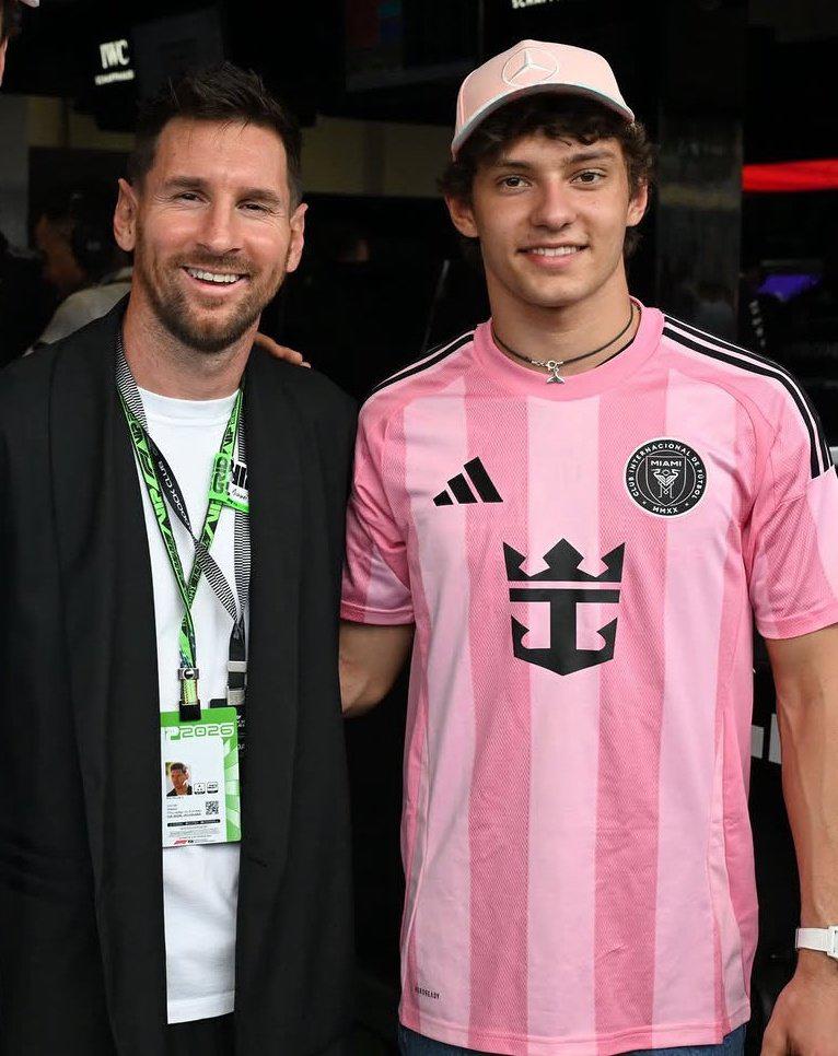 Messi asistió por primera vez al GP de la Fórmula 1: así llegó con Antonela al evento en Miami y acaparó todos los lentes