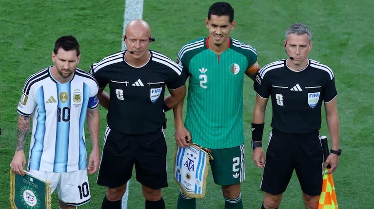 Acusan a jugadores de traición tras perder con Argentina y los sacaron del Mundial