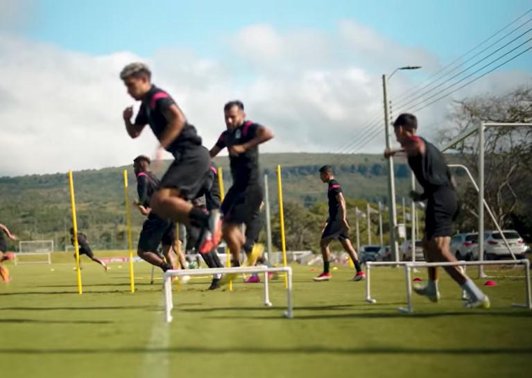 Así fue el último entreno de Olimpia previo a la semifinal: La gorra de Pedro Troglio en conmemoración al récord y Jorge Álvarez listo