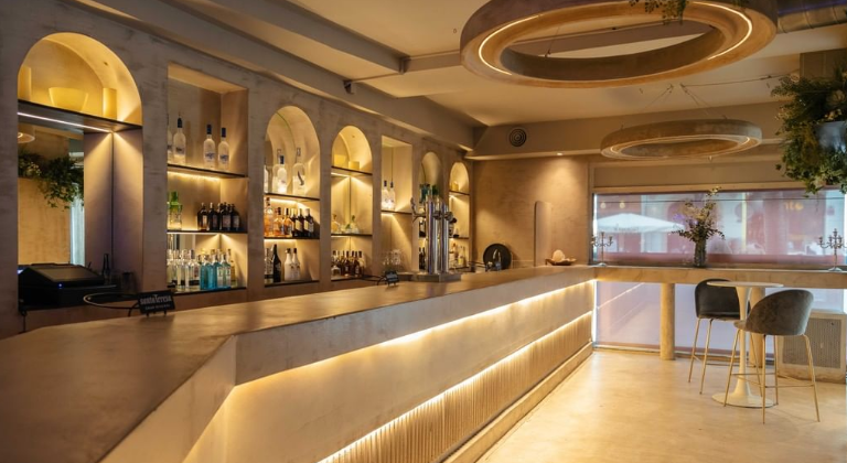 Así es ‘La Traviesa’, la discoteca donde Piqué se veía con su supuesta amante en Barcelona; Shakira lo sospechaba