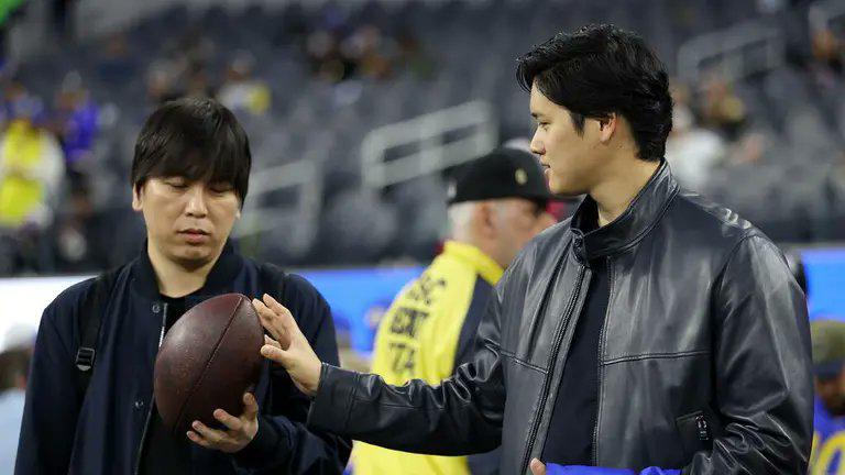 Era traductor de una superestrella y le robó 16 millones de dólares: el escándalo del beisbolista Shohei Ohtani