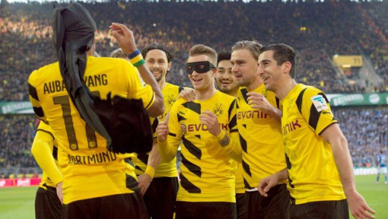 Desde Messi hasta Alberth Elis: Las espectaculares celebraciones de futbolistas imitando a Súper Héroes