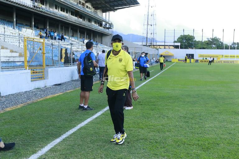 Llegada, música y buen ambiente: Así se vive la previa del clásico Real España y Motagua en el estadio Morazán