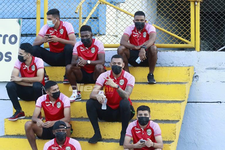 Listos para su debut: Así llegó la plantilla de Marathón para su estreno en el Morazán contra Platense