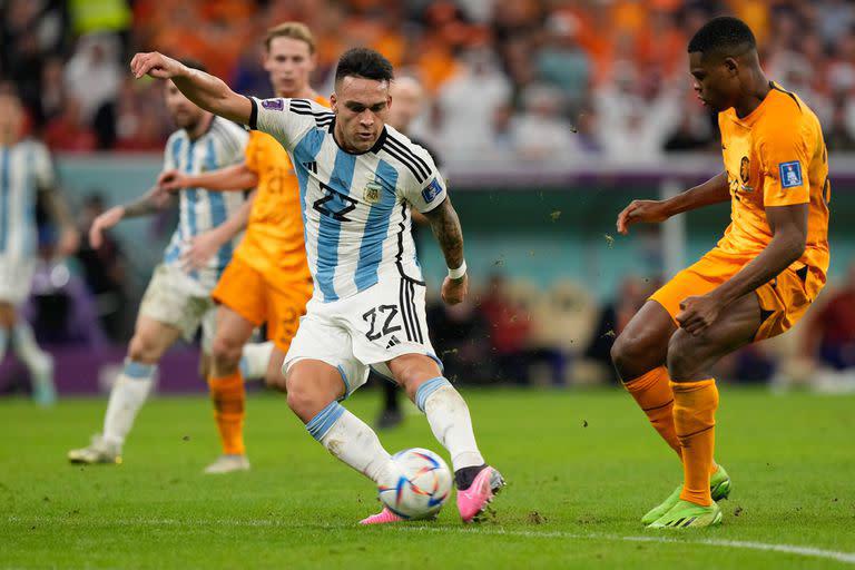 Con bajas sensibles y dos variantes: la alineación de Argentina contra Croacia en el Mundial de Qatar 2022