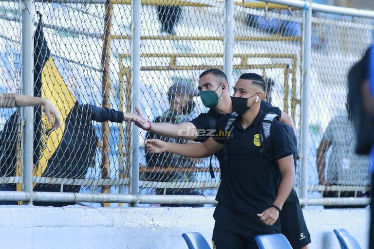 Llegada, música y buen ambiente: Así se vive la previa del clásico Real España y Motagua en el estadio Morazán