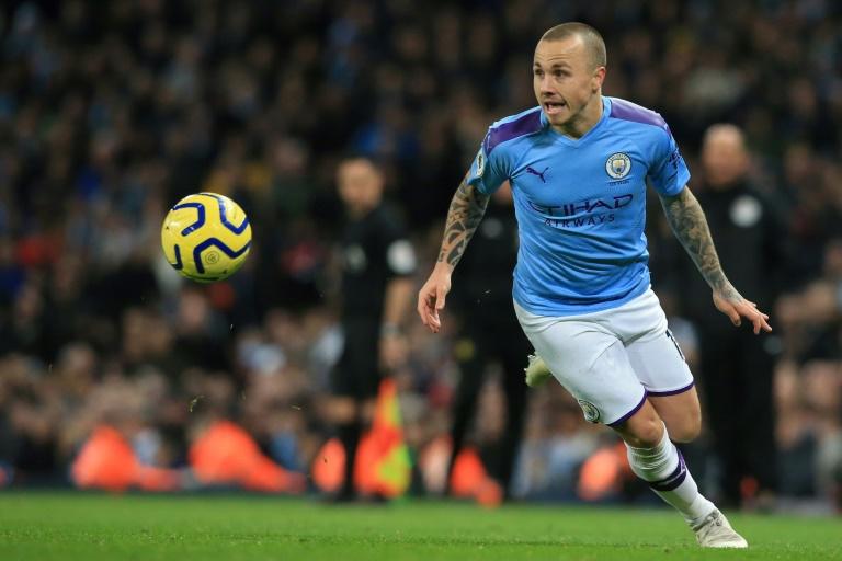 Angeliño esttuvo casi cuatro temporadas en el City donde fue borrado por Guardiola.