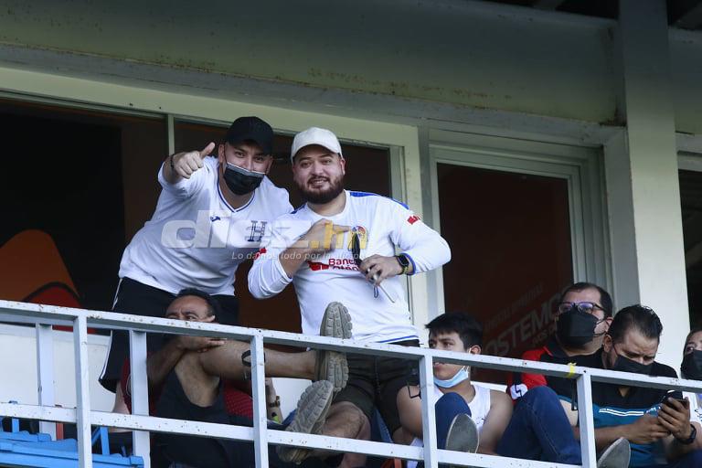 Olimpistas y marathones invadieron el Morazán: El bonito ambiente que se vivió para el clásico nacional