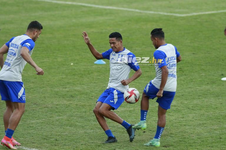 ¡Caras largas, pero también motivación! Las postales de entreno de Honduras de cara al juego con El Salvador