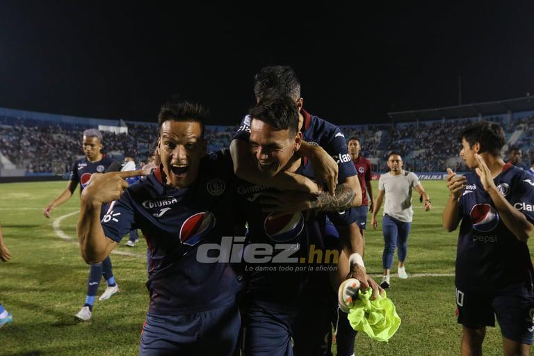 Así festejó Motagua tras avanzar a la final, la tristeza y amargura en Olimpia y las bellas chicas que sufrieron por el león