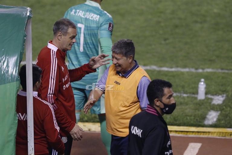 La tristeza de Honduras en su último juego eliminatorio en casa, el intercambio de camisetas y la celebración de México en San Pedro Sula