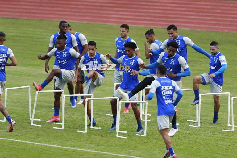 ¡Broma a Sacaza y risas! Así fue el primer entreno de la Selección Honduras para la triple fecha eliminatoria