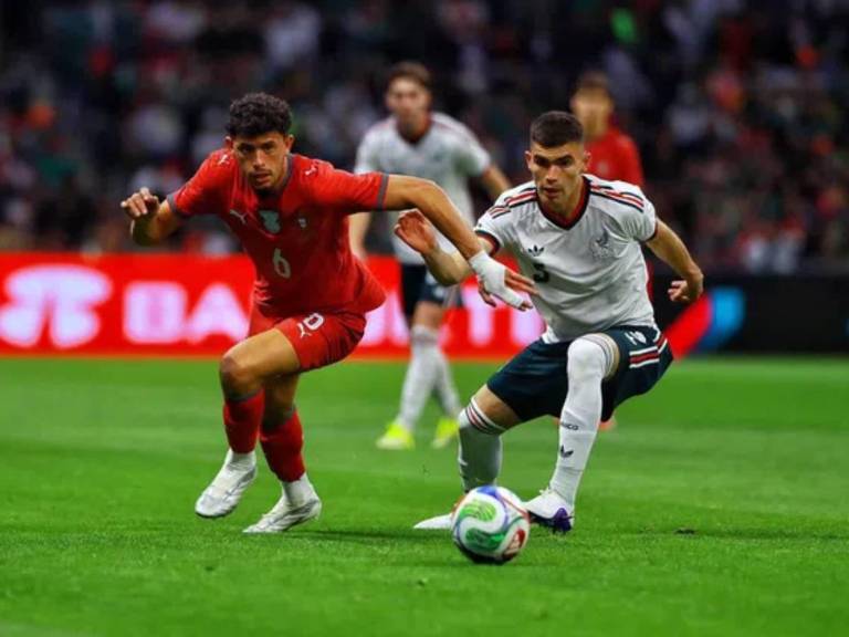 México sacó chispas con Portugal en el estadio Azteca