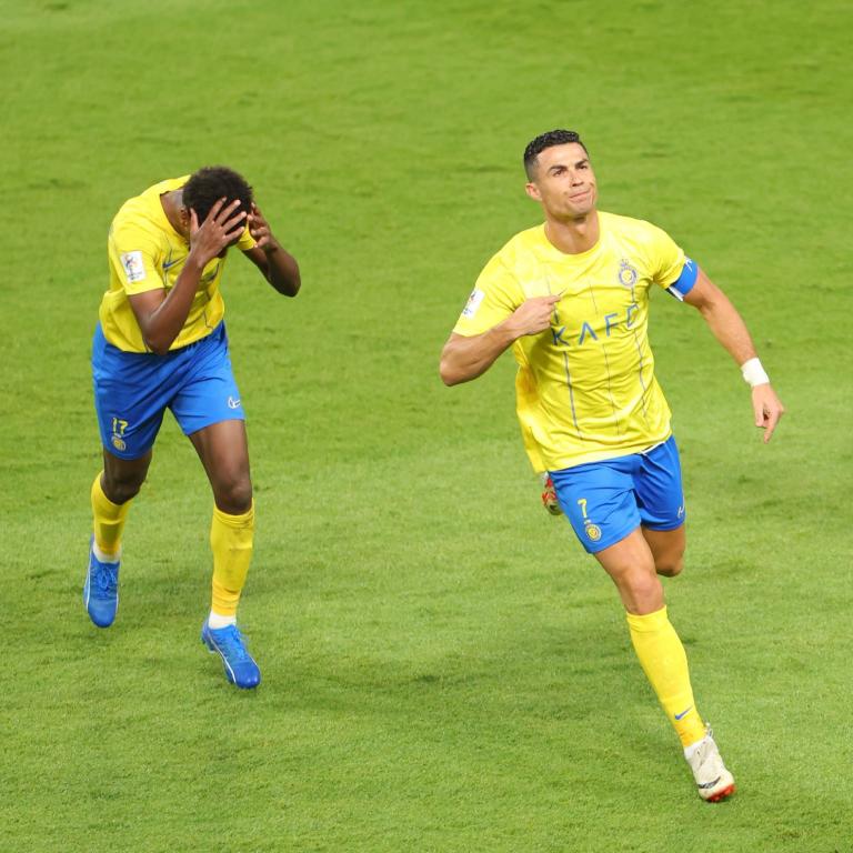 Sabe que perderá el Balón de Oro con Messi y está desesperado por superar a Cristiano Ronaldo para quedar máximo goleador de 2023